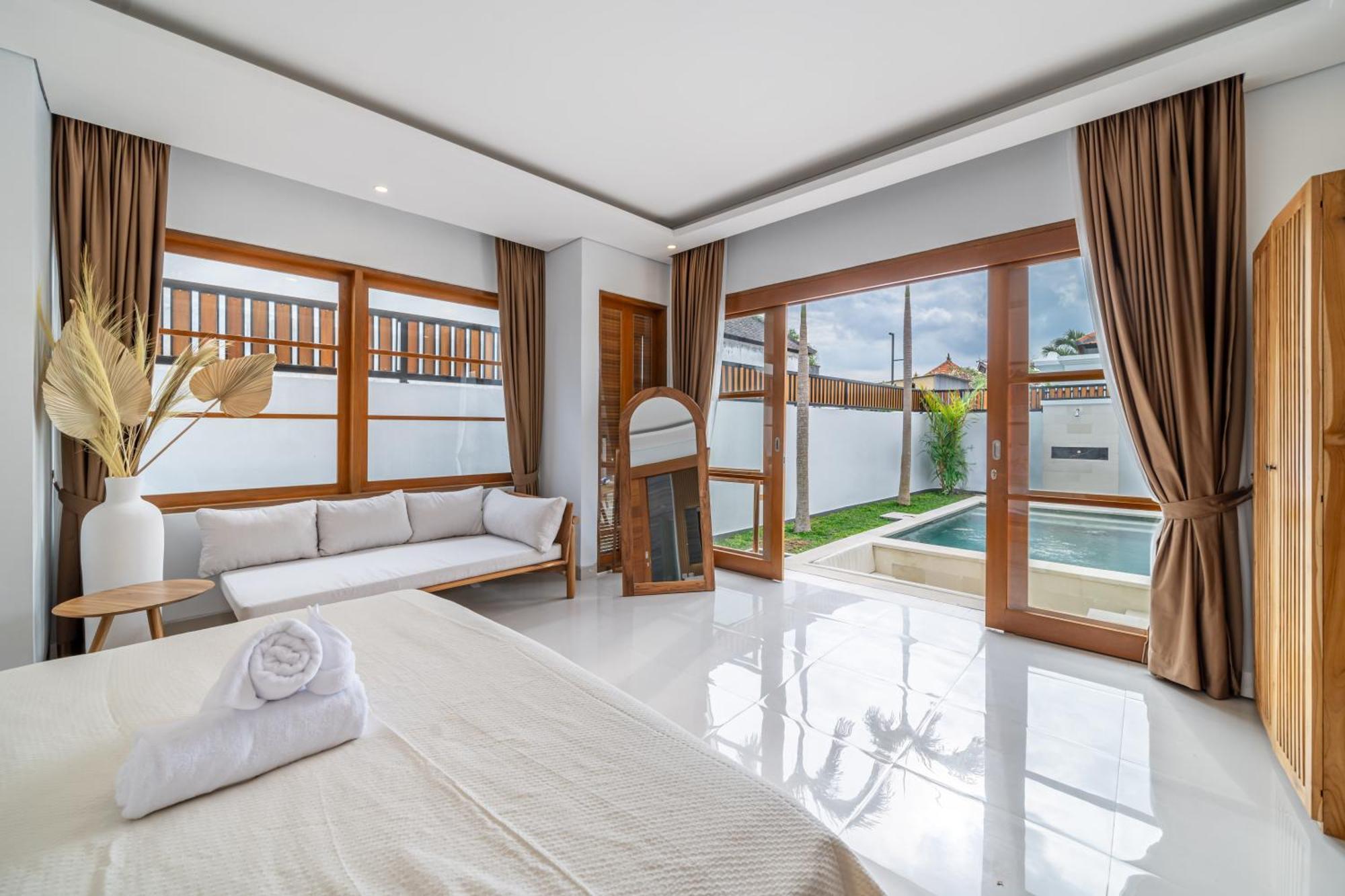 Special Offer! Elegant 2-Bedroom Villa With Large Pool In Canggu! Экстерьер фото